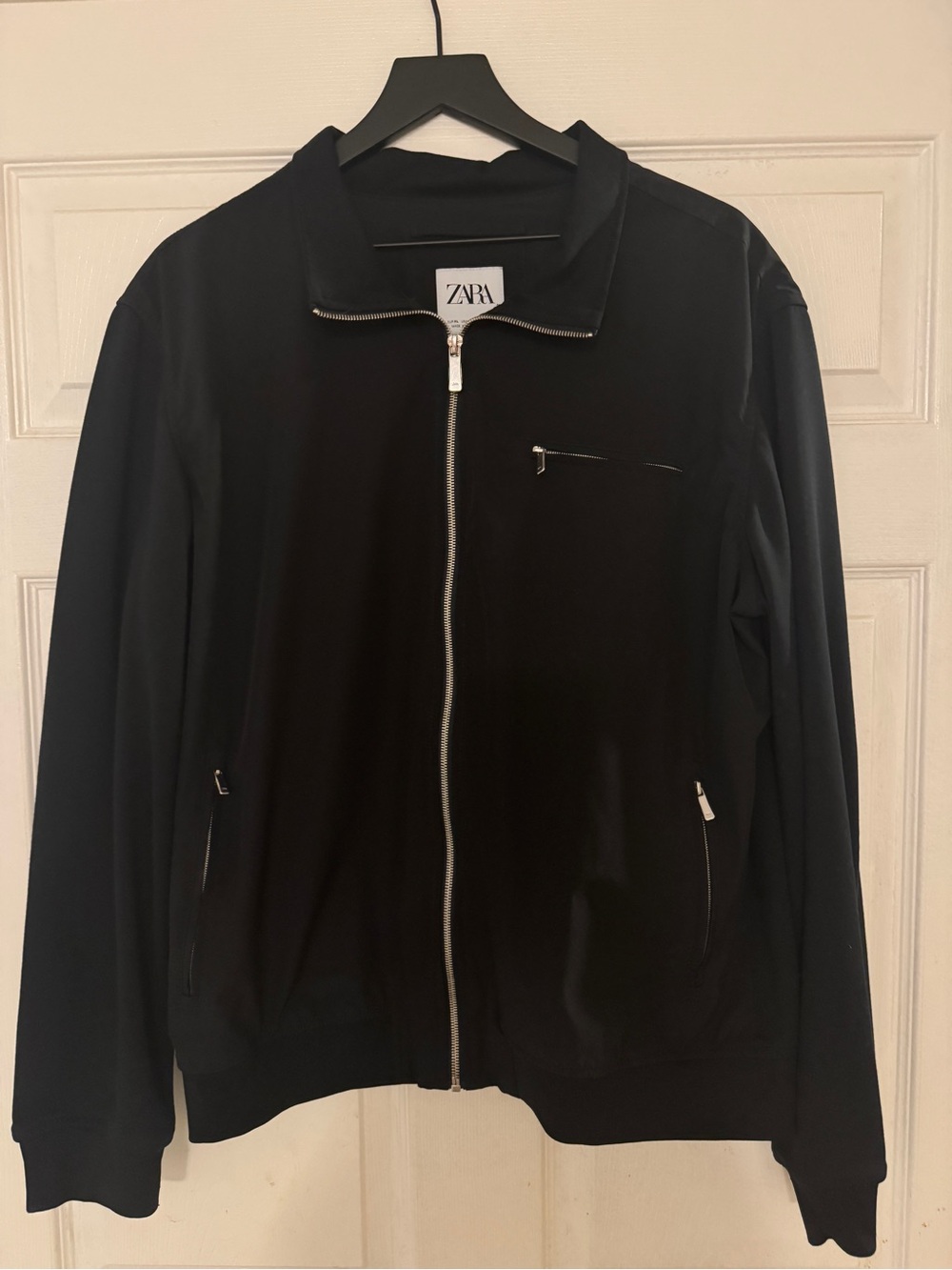 Zara Black Full-Zip Men's Sweater Jacket with Silver Zippers